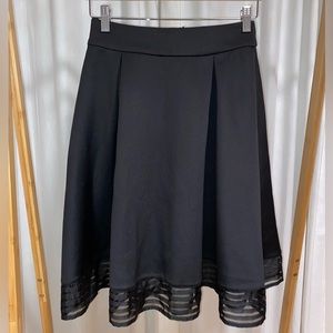 MENDOCINO HYFVE Black Pleated Midi Skirt - Size Small